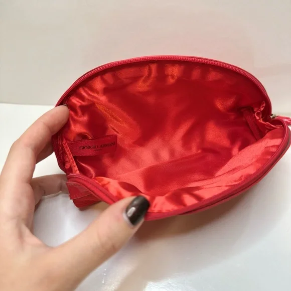 Giorgio Armani Beauty Red Makeup Bag – New - Picture 5 of 6